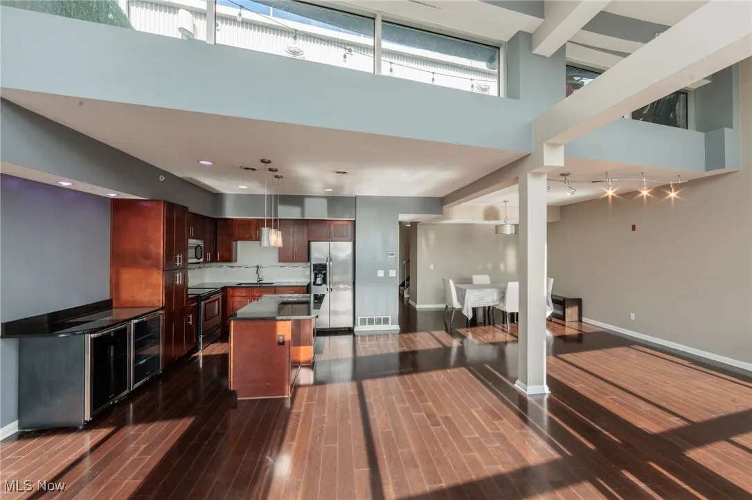 1237 Washington Street # 1204, Cleveland, Ohio 44113,MLS Now Listing ID
