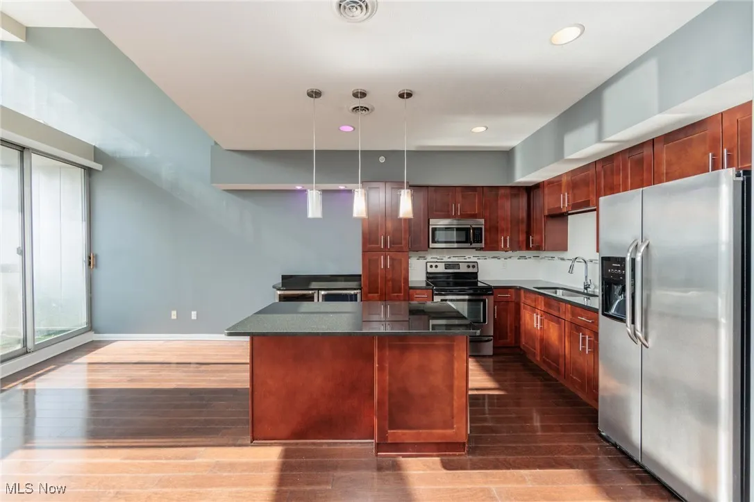 1237 Washington Street # 1204, Cleveland, Ohio 44113,MLS Now Listing ID