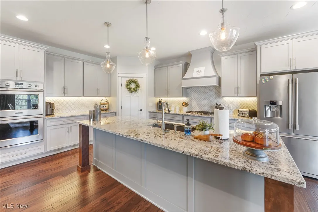 7575 Southridge Circle, North Canton, Ohio 44720,MLS Now Listing ID