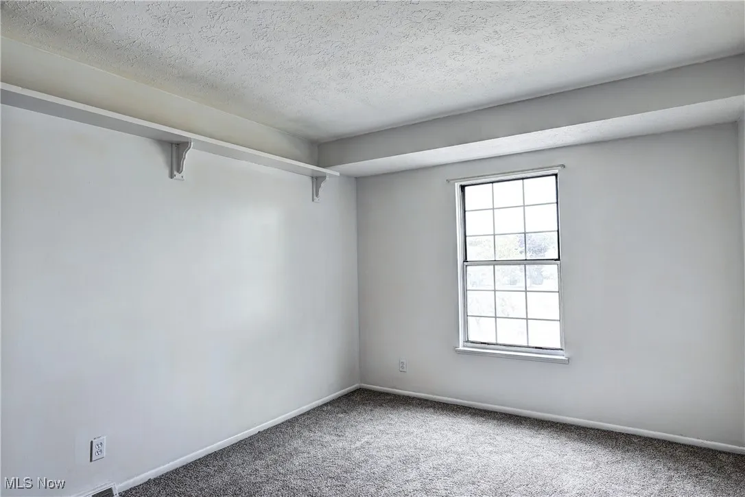 6883 Colonial Drive # B, Mentor, Ohio 44060,MLS Now Listing ID