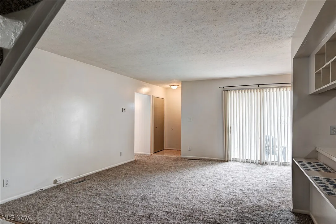 6883 Colonial Drive # B, Mentor, Ohio 44060,MLS Now Listing ID