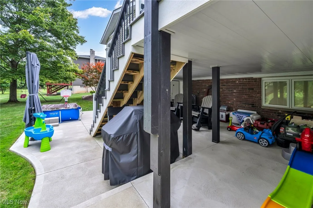 View of patio / terrace with grilling area