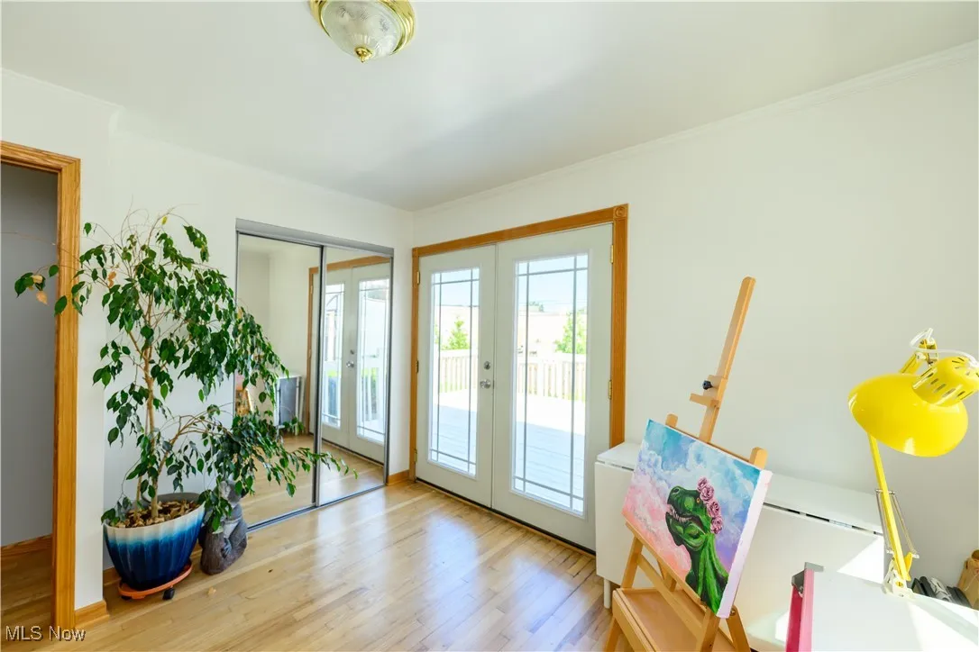 sliding doors to patio