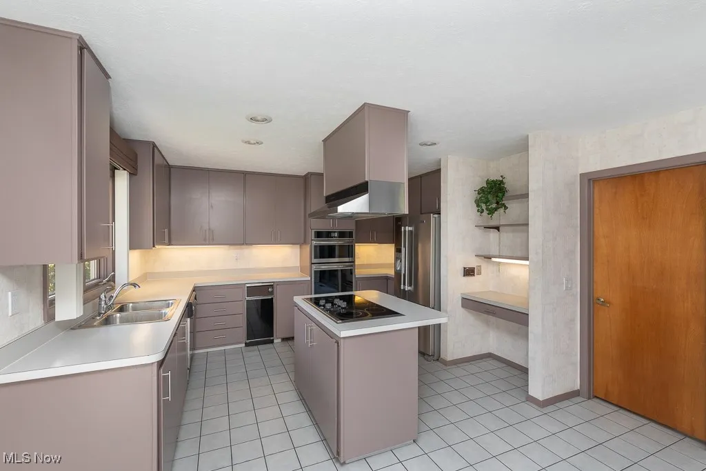 Bar seating, work station