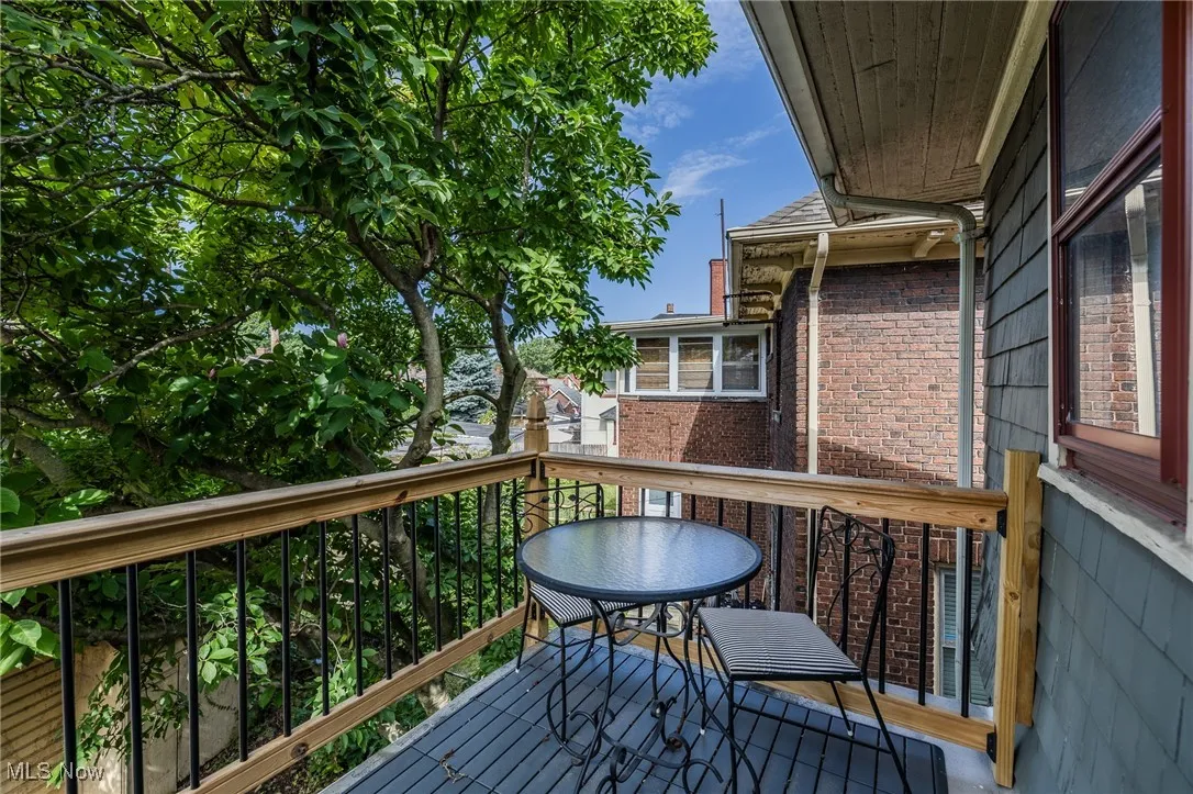 2nd Level Deck