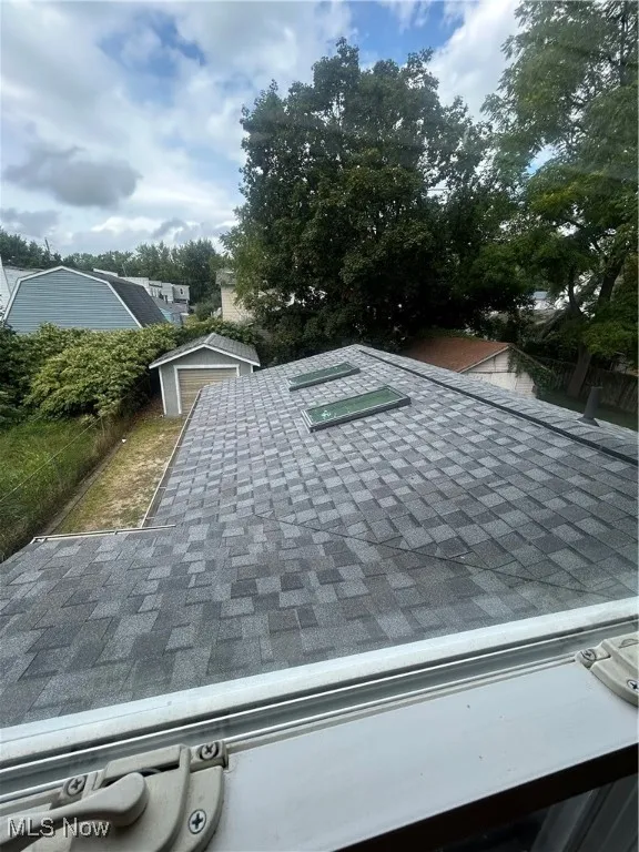 Exterior view of a shingled roof