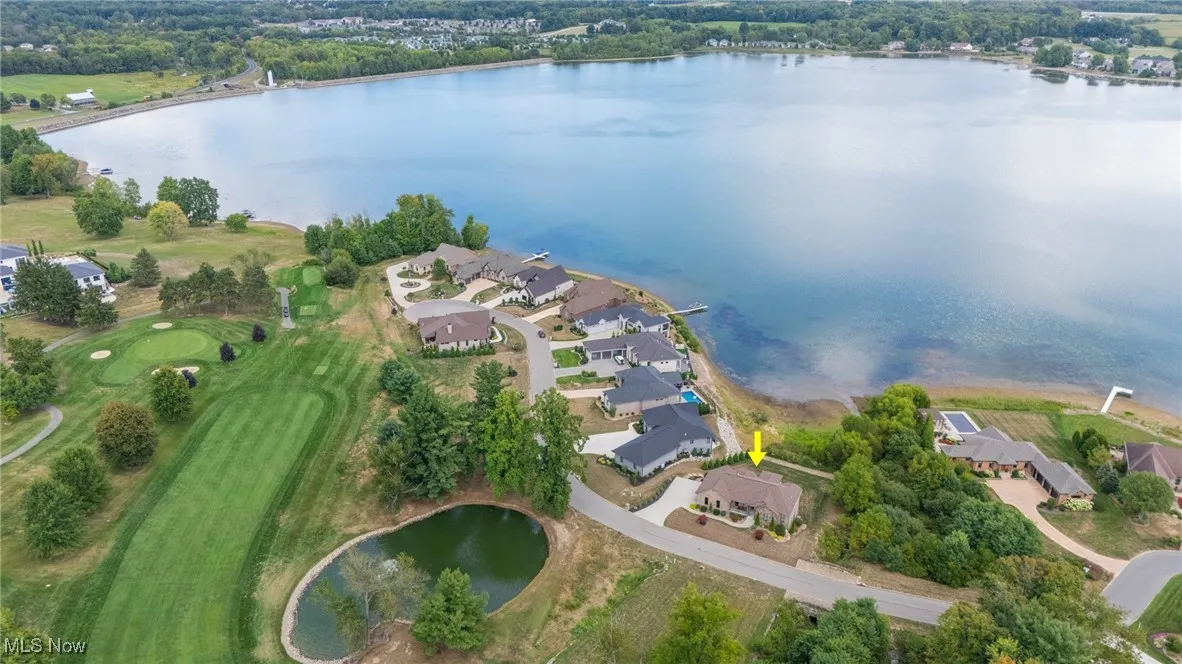 Lakefront living at its best!