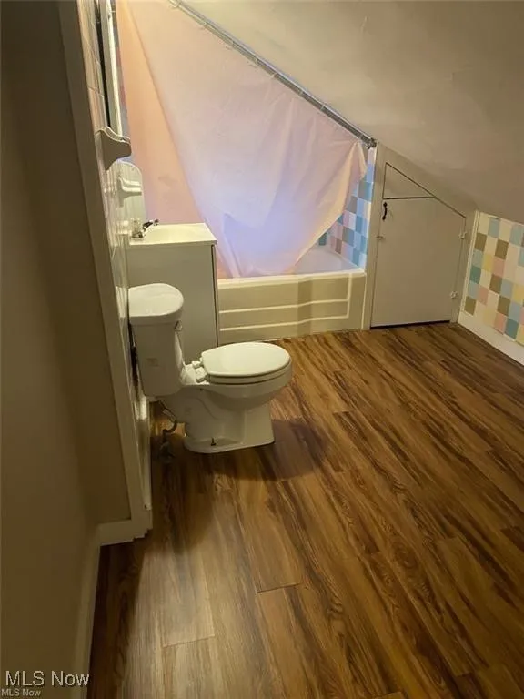 3764 Mayfield Road # 3rd Floor, Cleveland Heights, Ohio 44121,MLS Now Listing ID