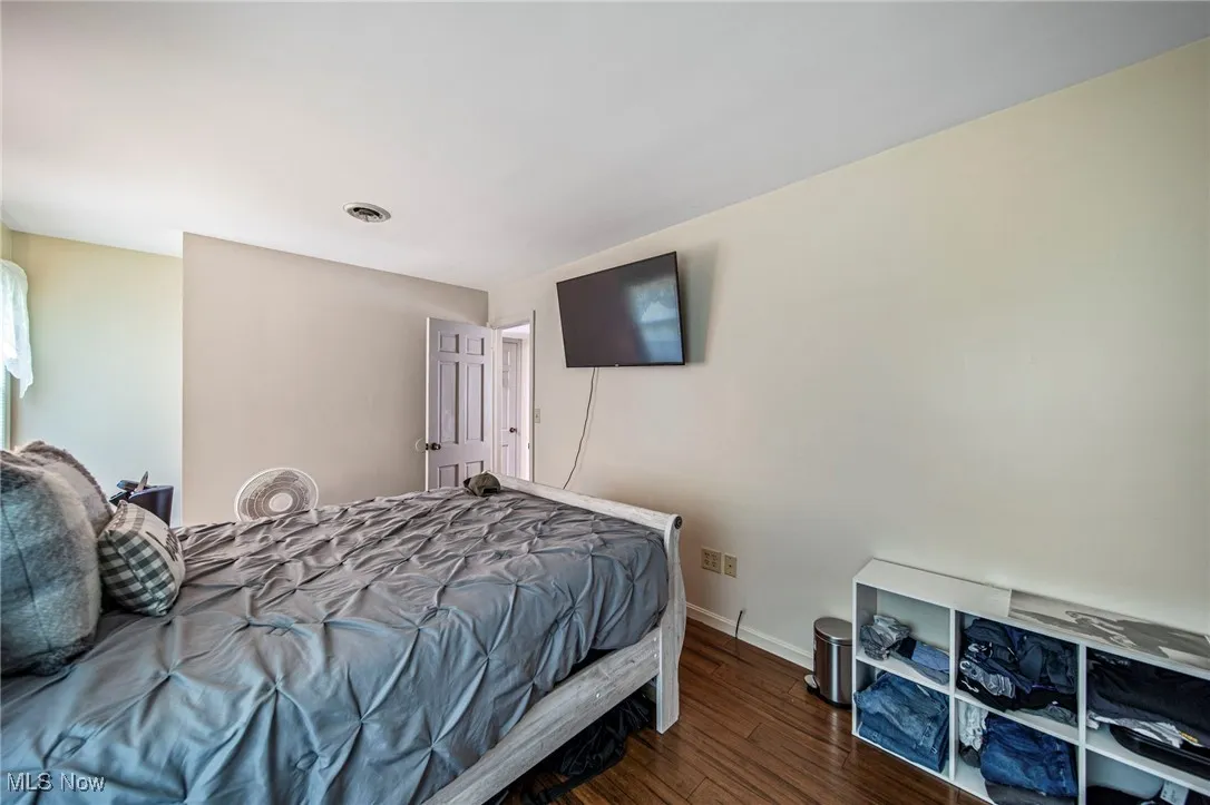 Lower level bedroom