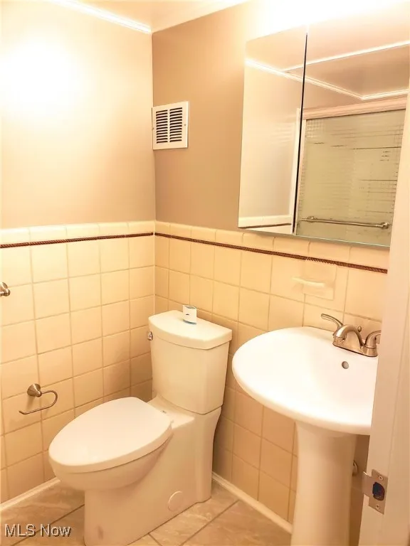 11820 Edgewater Drive # 506, Lakewood, Ohio 44107,MLS Now Listing ID