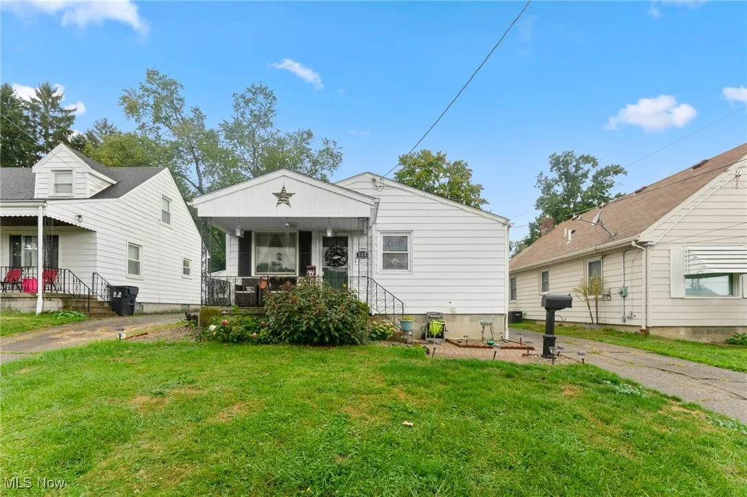 122 S Edgehill Avenue, Austintown, Ohio 44515,MLS Now Listing ID