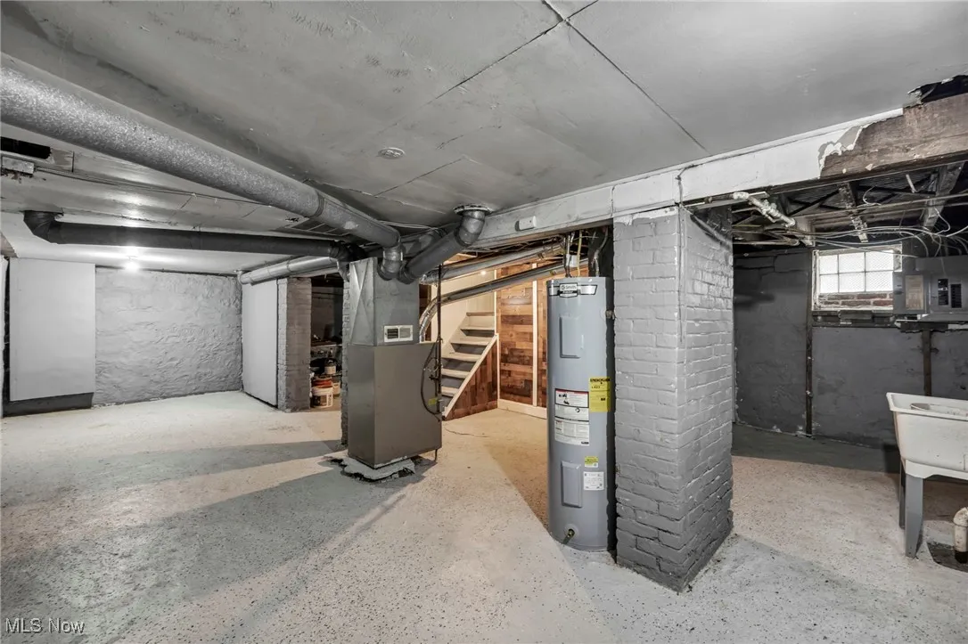 1194 E 84th Street, Cleveland, Ohio 44103,MLS Now Listing ID