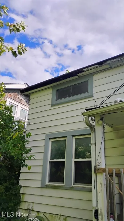 View of side of property