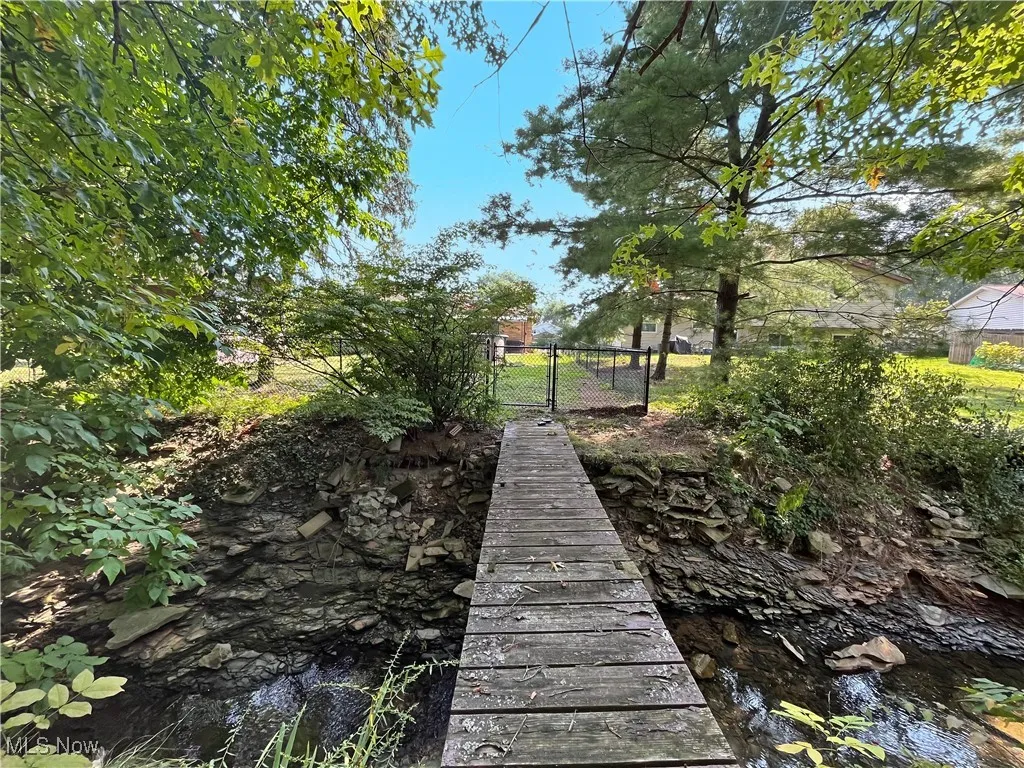 Dock with a gate