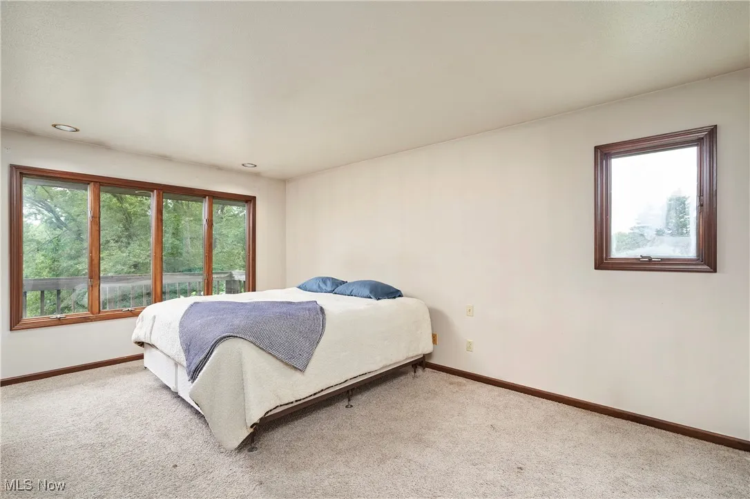Owner's suite with walk in closet.