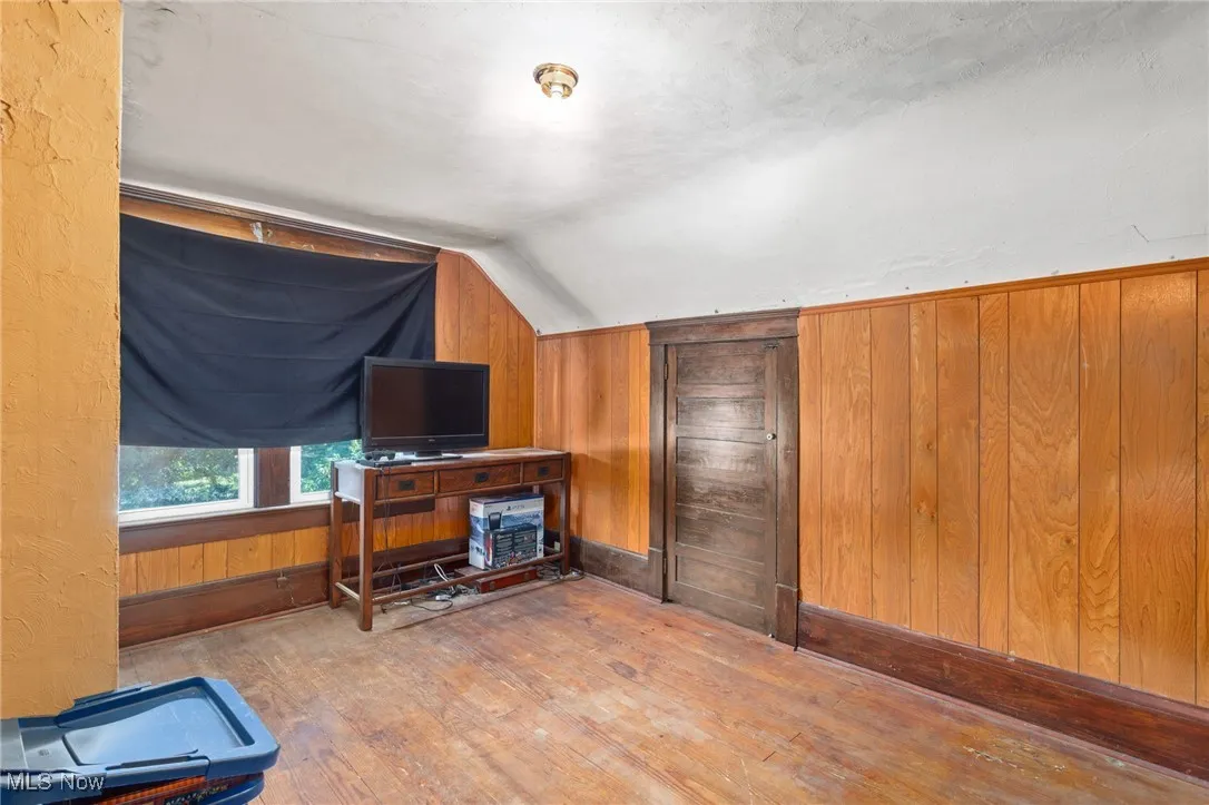 30 W Hiram Street, Barberton, Ohio 44203,MLS Now Listing ID