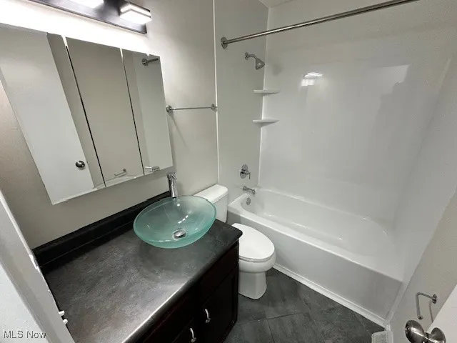 6858 Lantern Lane, Parma Heights, Ohio 44130,MLS Now Listing ID
