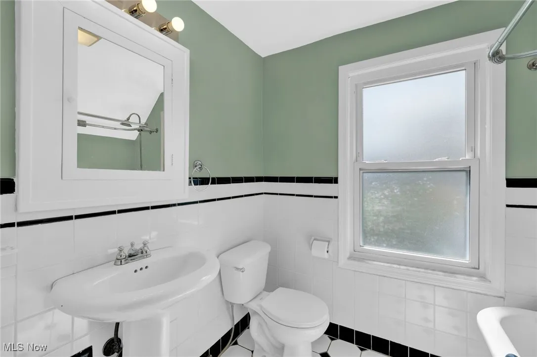 1422 Gridley Street, Lakewood, Ohio 44107,MLS Now Listing ID