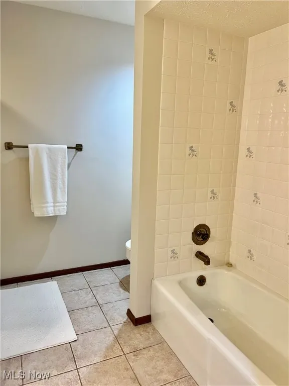 New Paint with Full shower & Tub