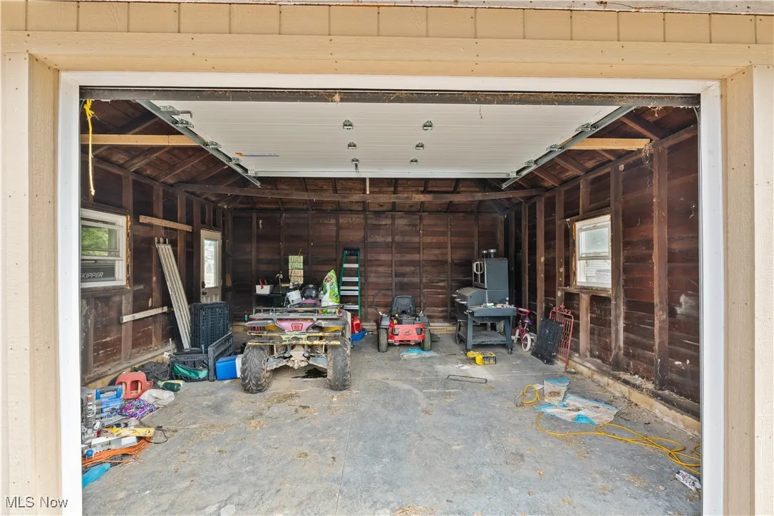 Detached Garage