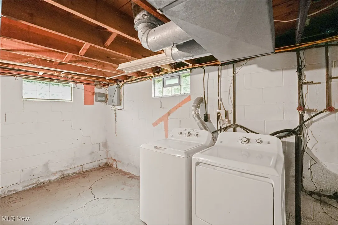 Laundry room featuring washing machine and dryer