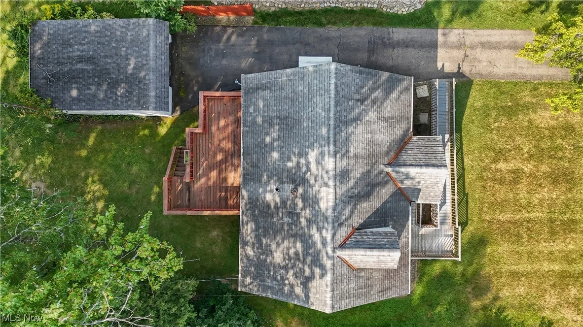 Aerial view of property and surrounding area