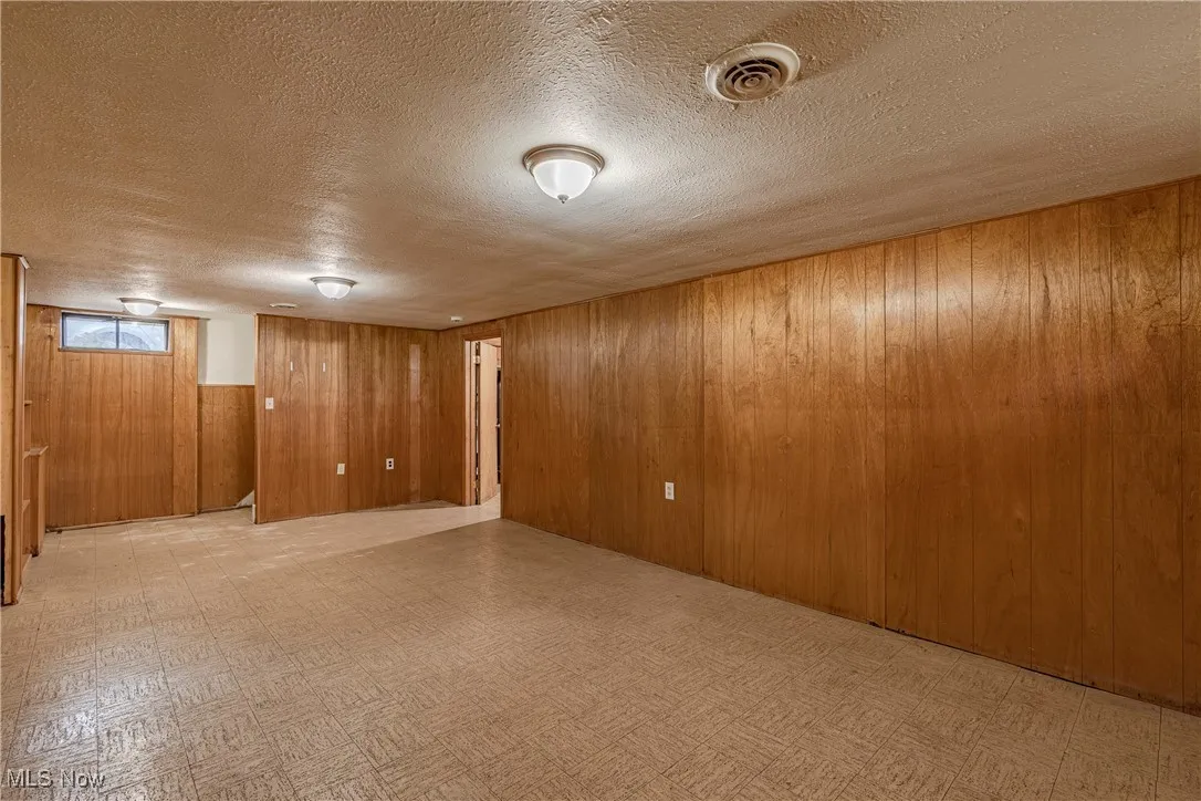 2463 Derbyshire Road, Cleveland Heights, Ohio 44106,MLS Now Listing ID