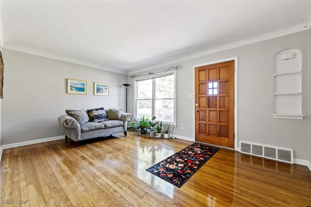 4800 Farnhurst Road, Lyndhurst, Ohio 44124,MLS Now Listing ID