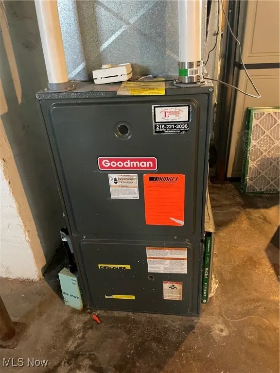 Utility room with heating unit