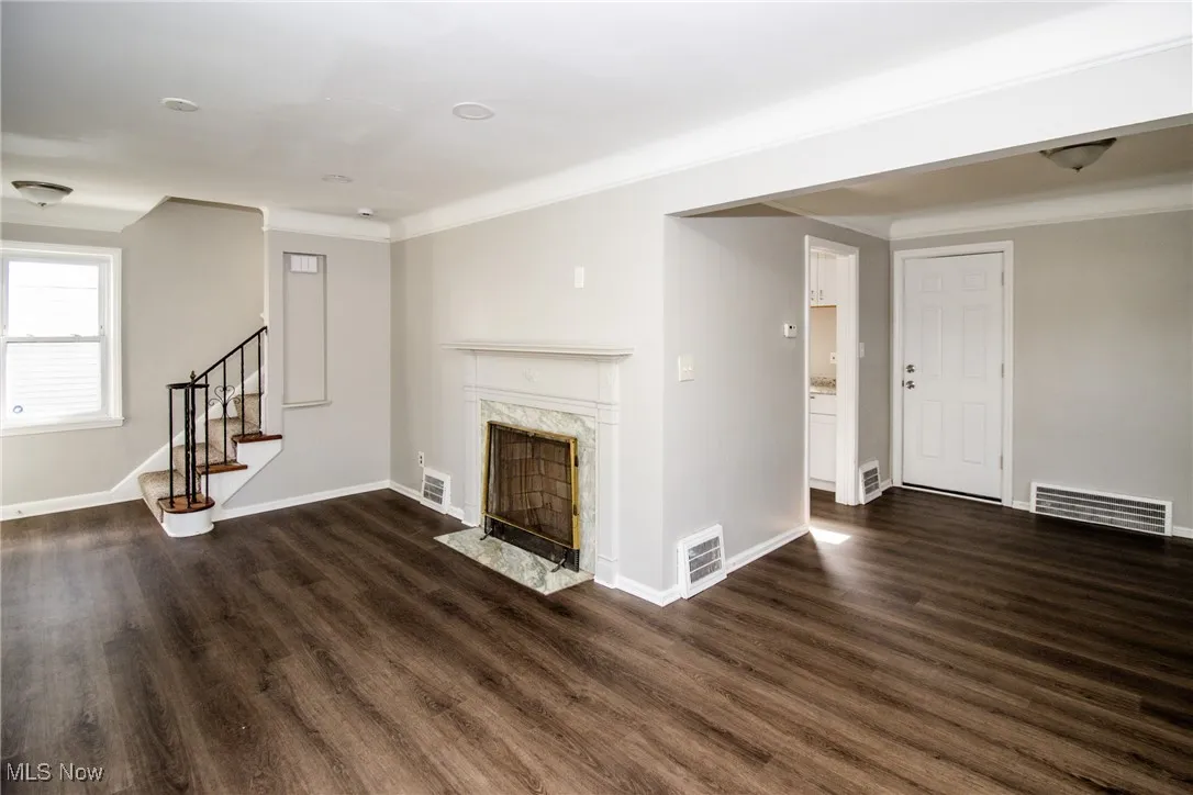 4004 E 155th Street, Cleveland, Ohio 44128,MLS Now Listing ID