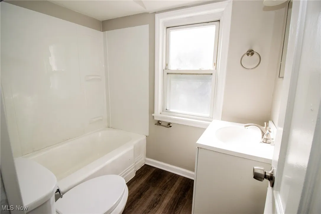 4004 E 155th Street, Cleveland, Ohio 44128,MLS Now Listing ID