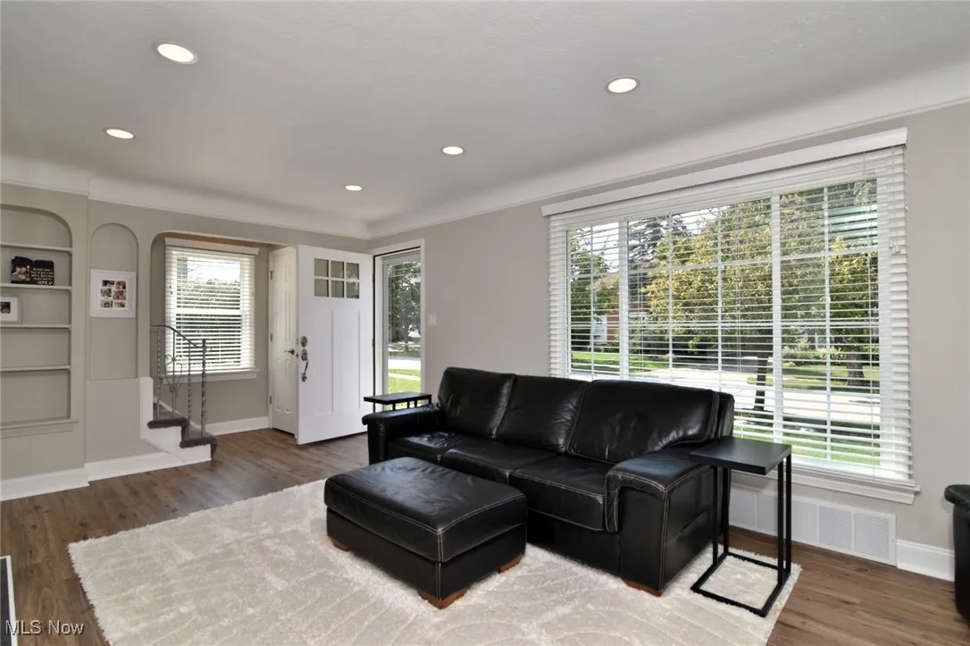 1187 Gordon Road, Lyndhurst, Ohio 44124,MLS Now Listing ID