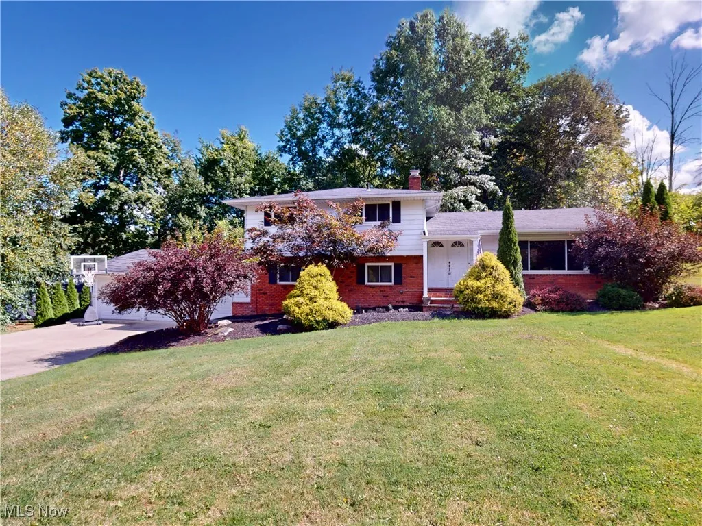 38280 Fox Run Drive, Solon, Ohio 44139,MLS Now Listing ID