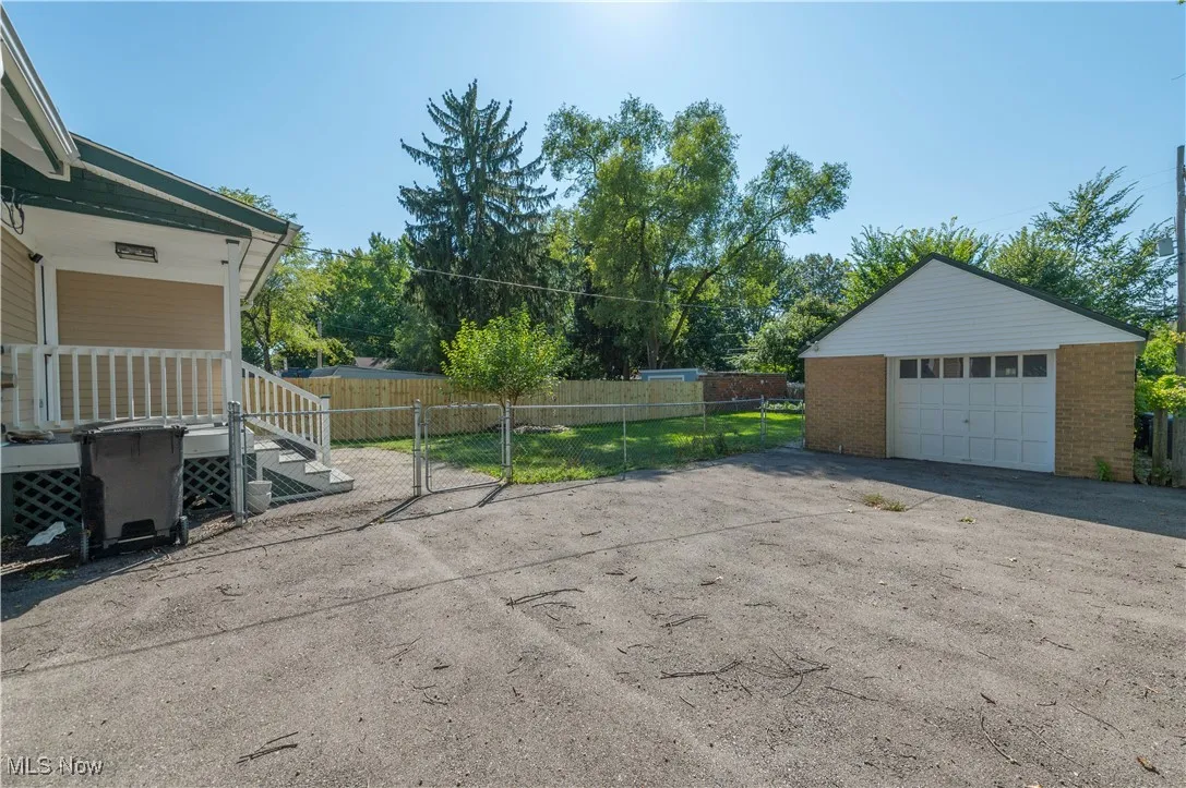 3942 W 160th Street, Cleveland, Ohio 44111,MLS Now Listing ID