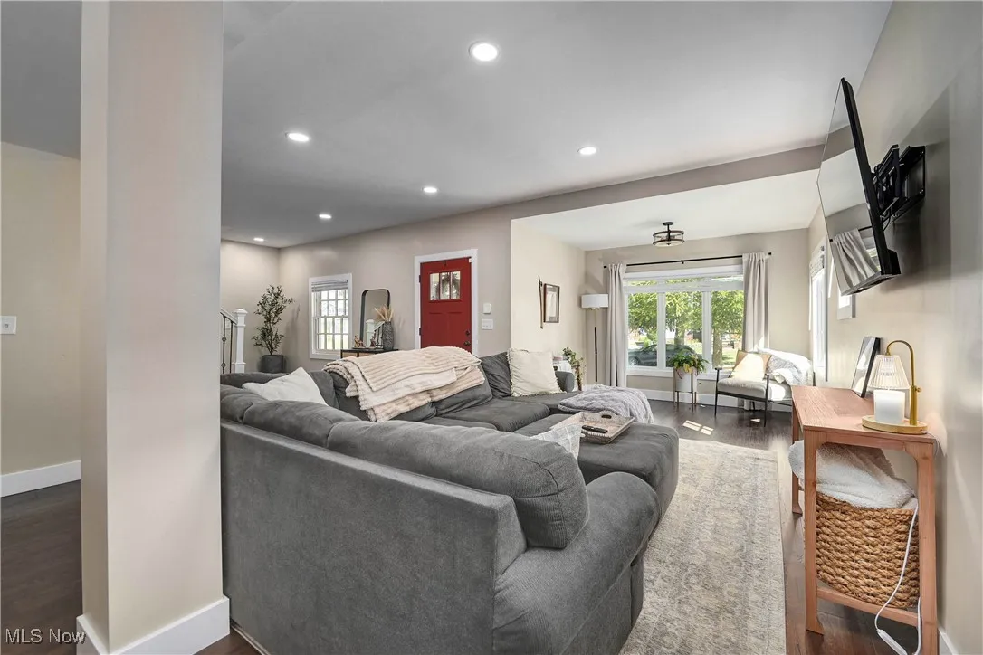 3942 W 160th Street, Cleveland, Ohio 44111,MLS Now Listing ID