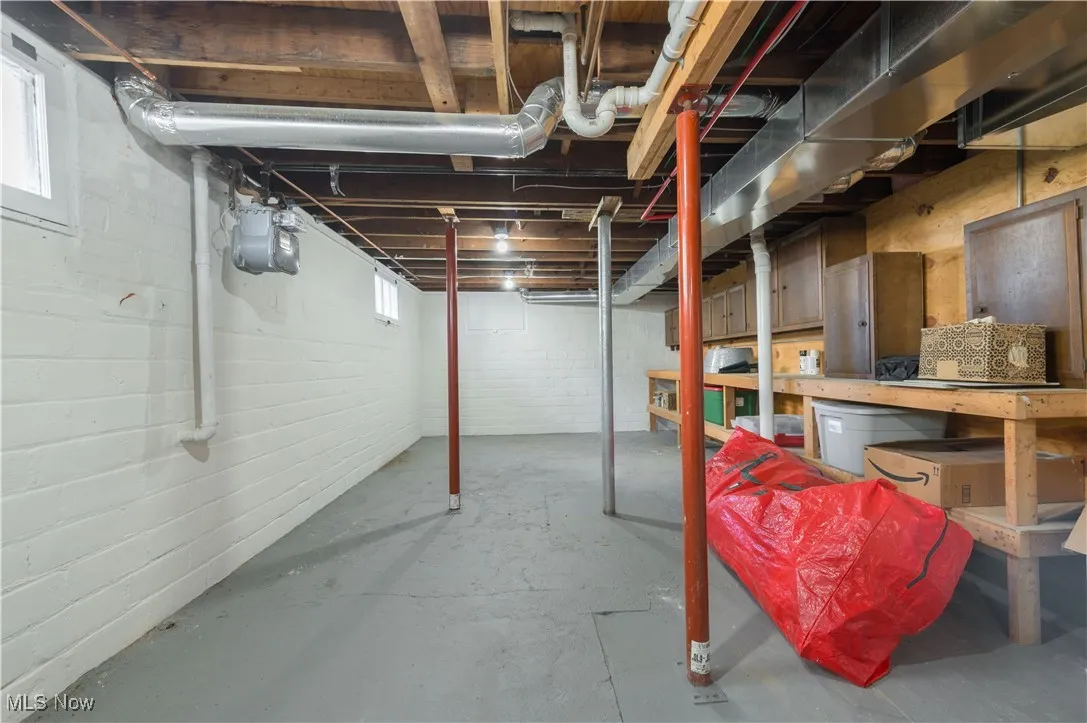 3942 W 160th Street, Cleveland, Ohio 44111,MLS Now Listing ID