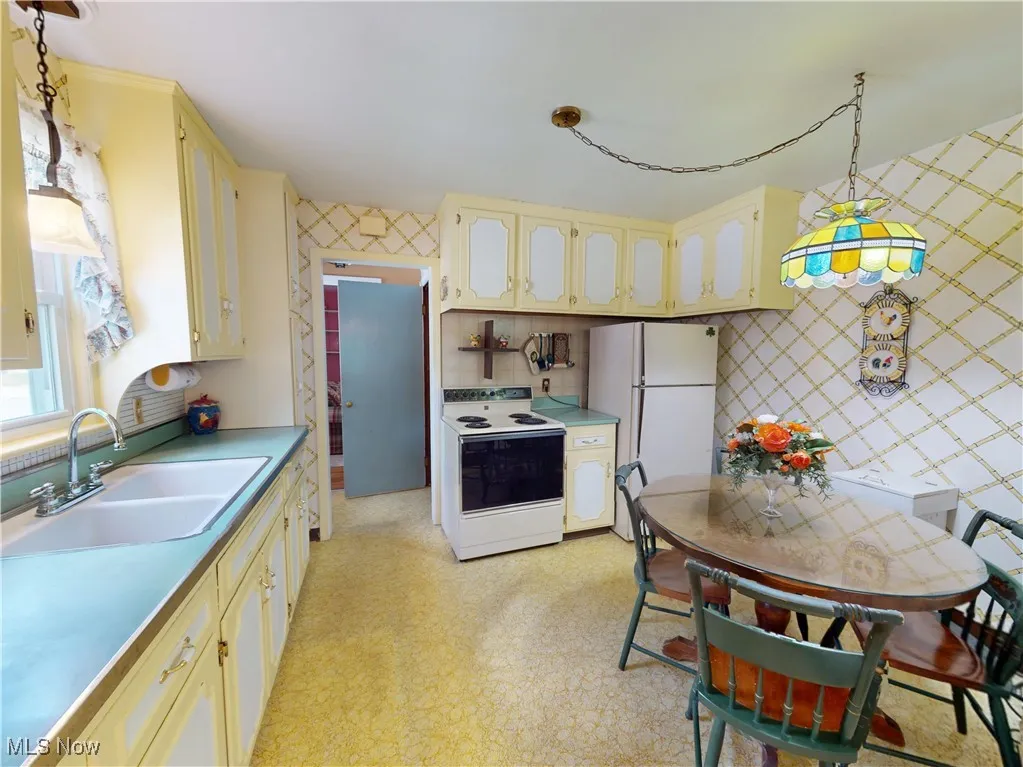 1779 Warrensville Center Road, South Euclid, Ohio 44121,MLS Now Listing ID