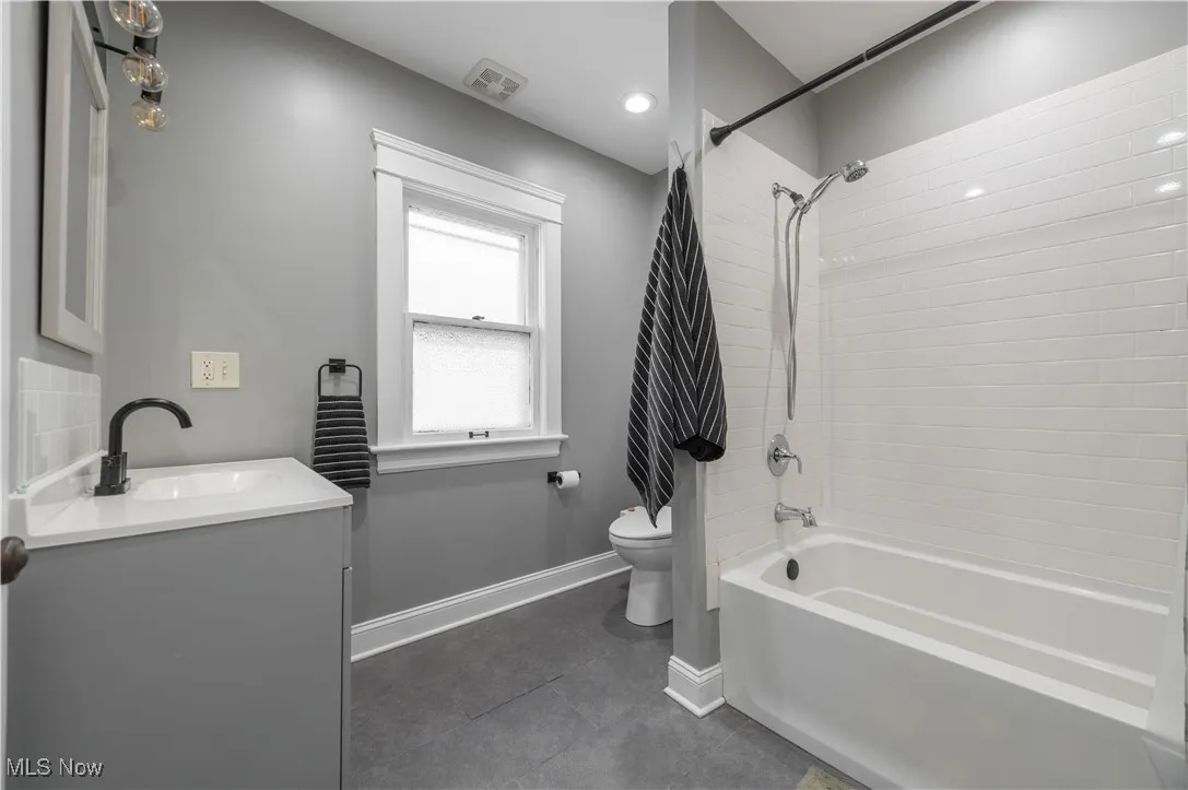 1571 Woodward Avenue, Lakewood, Ohio 44107,MLS Now Listing ID