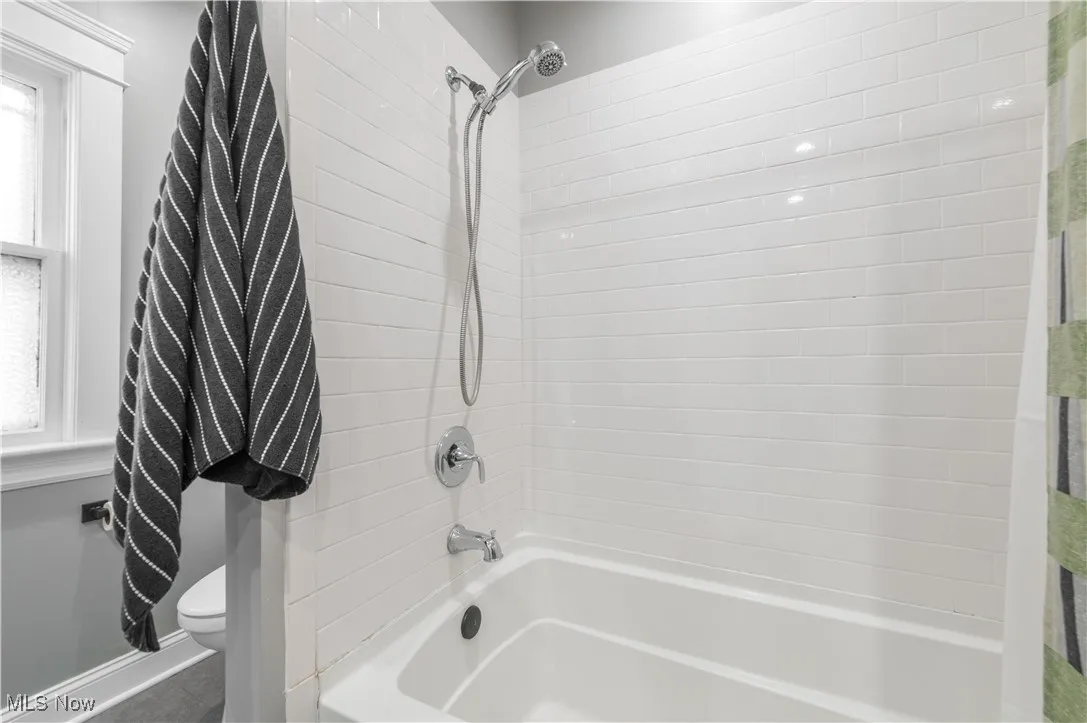 1571 Woodward Avenue, Lakewood, Ohio 44107,MLS Now Listing ID