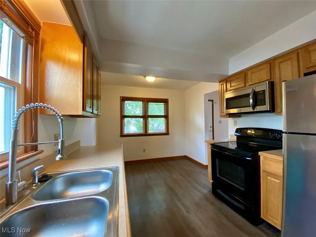 1881 17th Street, Akron, Ohio 44314,MLS Now Listing ID