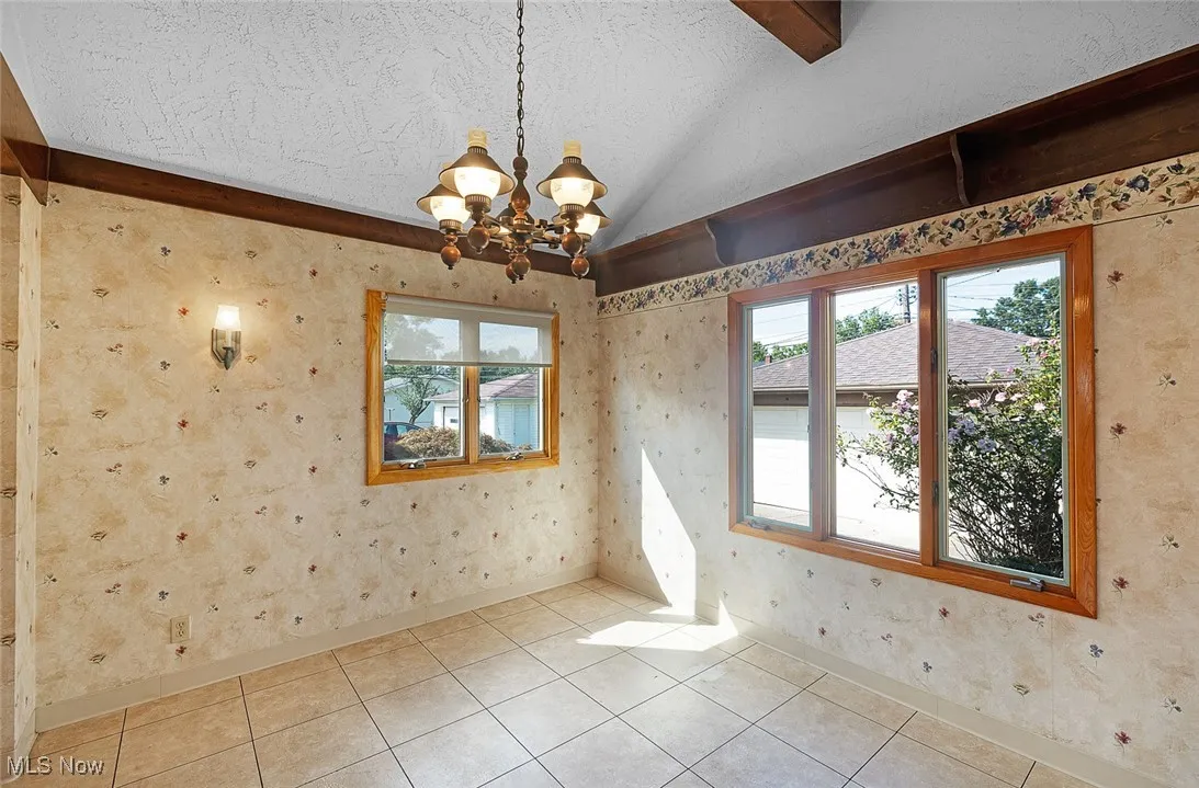 EAT IN KITCHEN OR DINING AREA