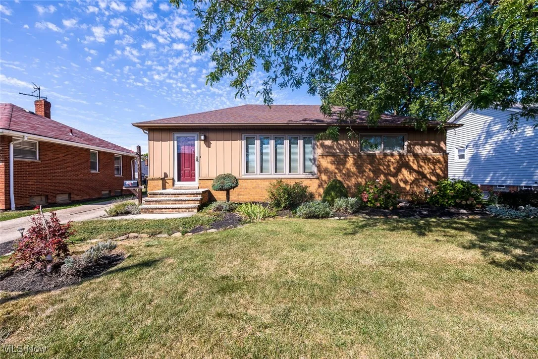 30209 Oakdale Road, Eastlake, Ohio 44095,MLS Now Listing ID