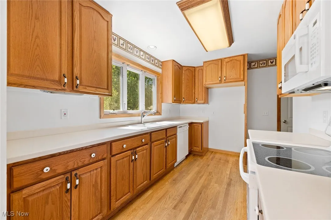 633 Sherrie Lane, Lorain, Ohio 44053,MLS Now Listing ID