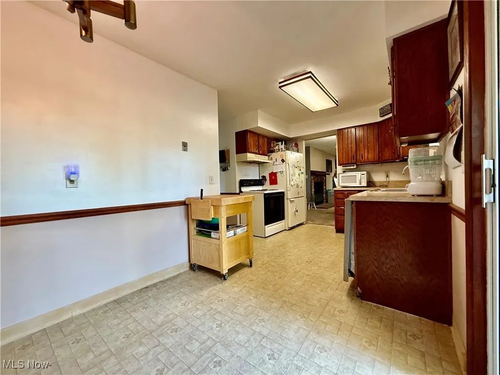 8042 Howell Drive, Mentor, Ohio 44060,MLS Now Listing ID