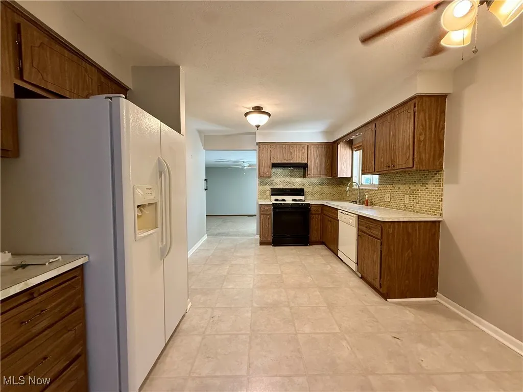 7446 Pinewood Drive, Middleburg Heights, Ohio 44130,MLS Now Listing ID