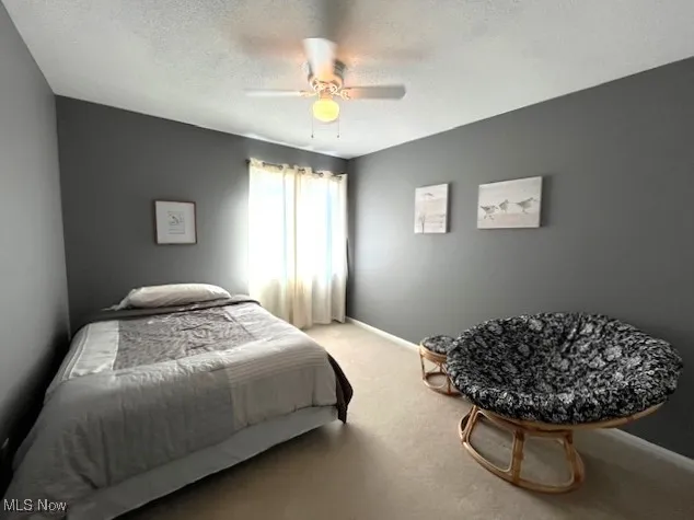  Third bedroom W ceiling fan