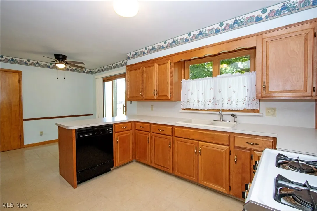 548 Center Street, Orrville, Ohio 44667,MLS Now Listing ID