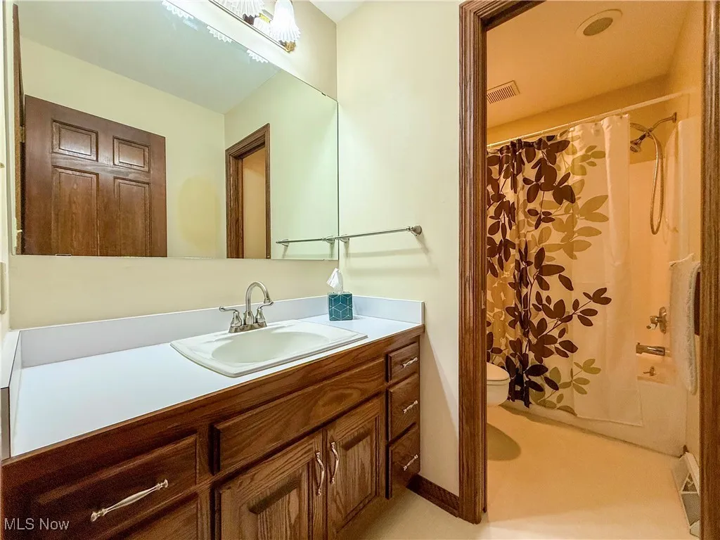 6670 Arlington Drive, Westfield Center, Ohio 44251,MLS Now Listing ID