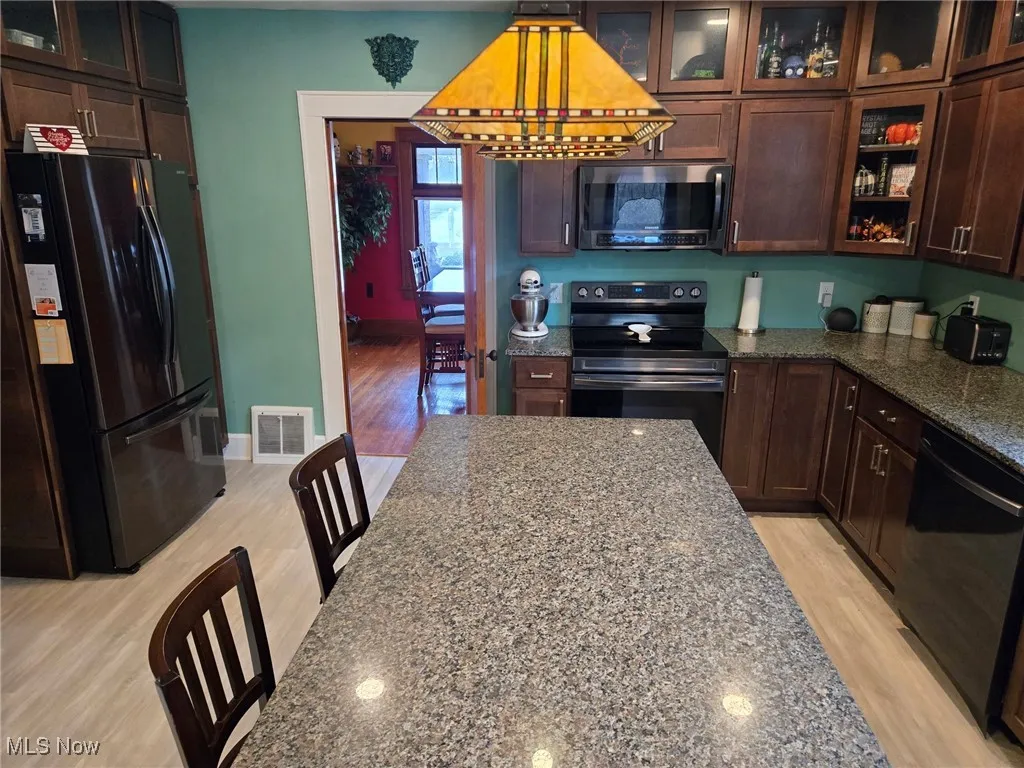 728 E Broad Street, Louisville, Ohio 44641,MLS Now Listing ID