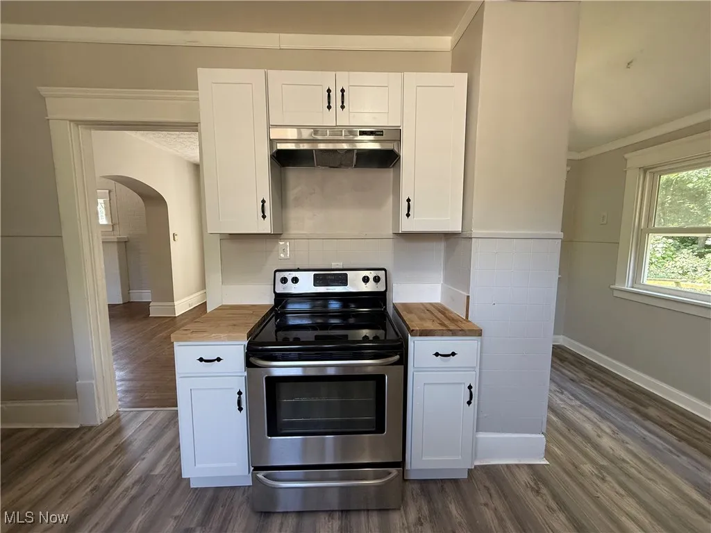 842 Kenyon Street, Akron, Ohio 44311,MLS Now Listing ID